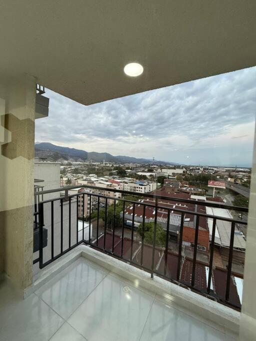 Moderno Apartamento Norte Cali Appartement Buitenkant foto