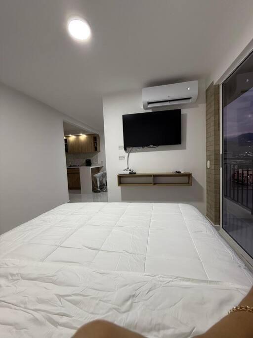 Moderno Apartamento Norte Cali Appartement Buitenkant foto